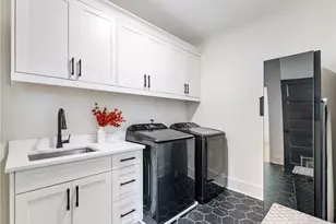 566 Versailles Dr, Auburn, GA 30011 - Photo 55