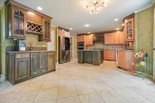 300 Shelli Ln, Roswell, GA 30075 - Photo 25