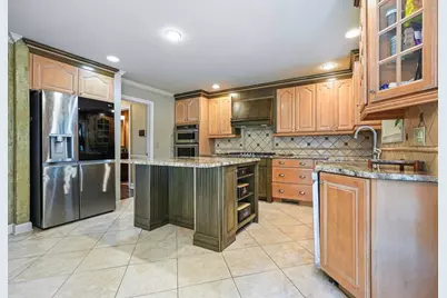300 Shelli Lane, Roswell, GA 30075 - Photo 23