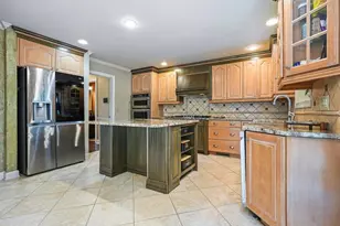 300 Shelli Ln, Roswell, GA 30075 - Photo 23