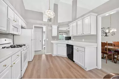 715 Chatham Park Drive, Lawrenceville, GA 30046 - Photo 13
