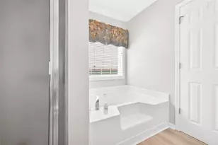 715 Chatham Park Dr, Lawrenceville, GA 30046 - Photo 19