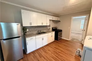 10 Rockmart Dr NW, Atlanta, GA 30314 - Photo 3