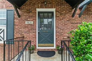 5621 Kingsport Dr NE, Sandy Springs, GA 30342 - Photo 1