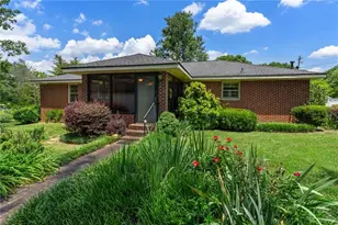 126 Jones St, Summerville, GA 30747 - Photo 5