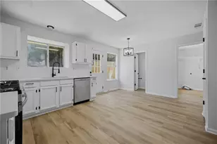 11000 Mortons Crossing, Alpharetta, GA 30022 - Photo 9