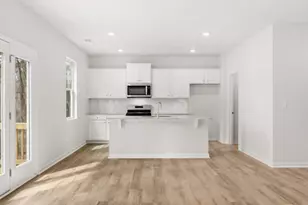 6015 Airedale Dr, Union City, GA 30213 - Photo 5