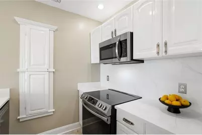 3481 Lakeside Drive NE #PH TS5, Atlanta, GA 30326 - Photo 9