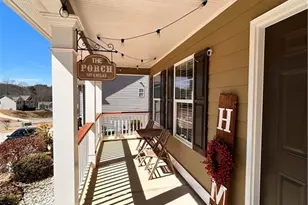 94 Heather Ln, Commerce, GA 30529 - Photo 3