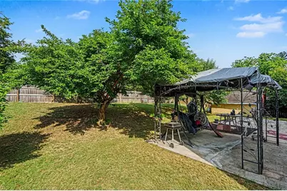 1420 Rose Terrace Circle, Loganville, GA 30052 - Photo 13
