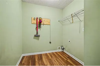 1420 Rose Terrace Circle, Loganville, GA 30052 - Photo 33