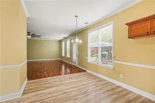 1420 Rose Terrace Cir, Loganville, GA 30052 - Photo 13