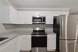 4026 E Hilda Cir, Decatur, GA 30035 - Photo 13