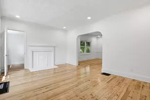 138 Mt Paran Rd NE, Atlanta, GA 30342 - Photo 3