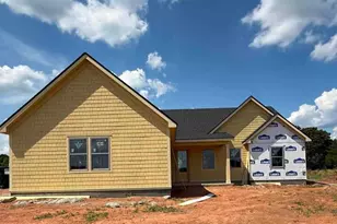 1091 Madison Hills Dr, Madison, GA 30650 - Photo 1