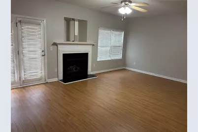 1260 Chinon Point, Lithonia, GA 30058 - Photo 3