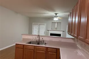 1260 Chinon Point, Lithonia, GA 30058 - Photo 5
