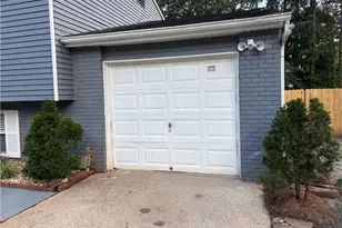 1185 Worthington Hills Dr, Roswell, GA 30076 - Photo 25
