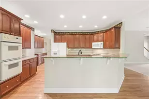 1010 Laurian Park Dr Dr, Roswell, GA 30075 - Photo 5