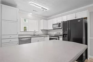 5051 Avalon Dr, Alpharetta, GA 30005 - Photo 19