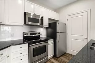 325 E Paces Ferry Road NE, Atlanta, GA 30305 - Photo 19