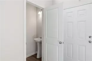 110 Hampton Holw Dr, Jefferson, GA 30549 - Photo 11