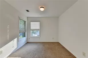 560 Collingsworth Ln, Lawrenceville, GA 30043 - Photo 45