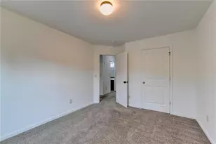560 Collingsworth Ln, Lawrenceville, GA 30043 - Photo 59