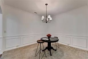 560 Collingsworth Ln, Lawrenceville, GA 30043 - Photo 11