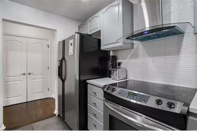3475 Oak Valley Road #1630, Atlanta, GA 30326 - Photo 19