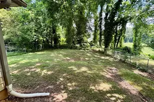 2595 Elliott St, Atlanta, GA 30318 - Photo 27