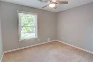 140 Ansley Ct, Roswell, GA 30076 - Photo 27