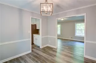 140 Ansley Ct, Roswell, GA 30076 - Photo 7