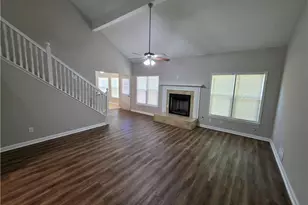 1075 To Lani Dr, Stone Mountain, GA 30083 - Photo 3