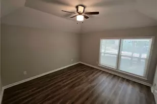 1075 To Lani Dr, Stone Mountain, GA 30083 - Photo 7
