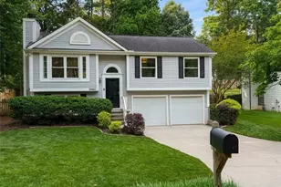 10460 Willow View Cir, Alpharetta, GA 30022 - Photo 9