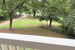 5641 Stone Ct, Stone Mountain, GA 30087 - Photo 9