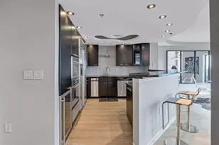 795 Hammond Dr, Atlanta, GA 30328 - Photo 19