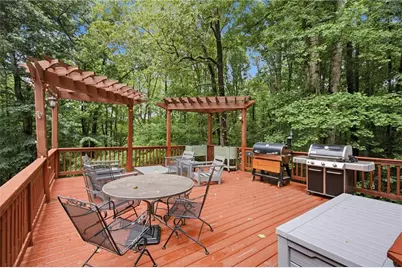 10025 Farmbrook Lane, Johns Creek, GA 30022 - Photo 11
