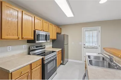 6020 Riveroak Terrace, Atlanta, GA 30349 - Photo 33