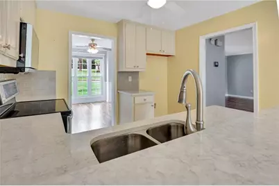 992 Marta Crane Drive, Lawrenceville, GA 30045 - Photo 17