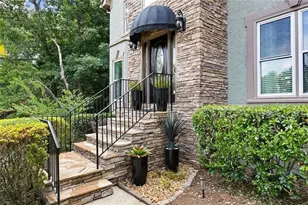 512 Cypress Pointe, Woodstock, GA 30189 - Photo 3