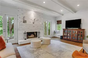 705 Glengary Way NE, Atlanta, GA 30342 - Photo 15