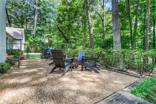 705 Glengary Way NE, Atlanta, GA 30342 - Photo 43