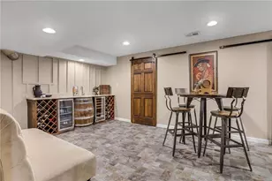 705 Glengary Way NE, Atlanta, GA 30342 - Photo 33