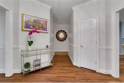 705 Glengary Way NE, Atlanta, GA 30342 - Photo 3