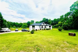 6485 Hwy 124 W, Hoschton, GA 30548 - Photo 1