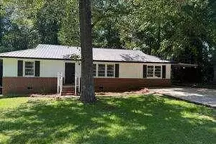105 Dogwood Dr, Lagrange, GA 30241 - Photo 1