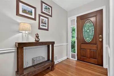 6875 Castleton Drive, Atlanta, GA 30328 - Photo 5