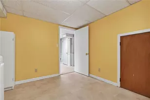 6875 Castleton Dr, Atlanta, GA 30328 - Photo 41